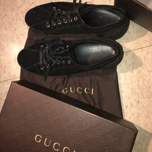 AUTHENTIC GUCCI SUEDE SNEAKERS